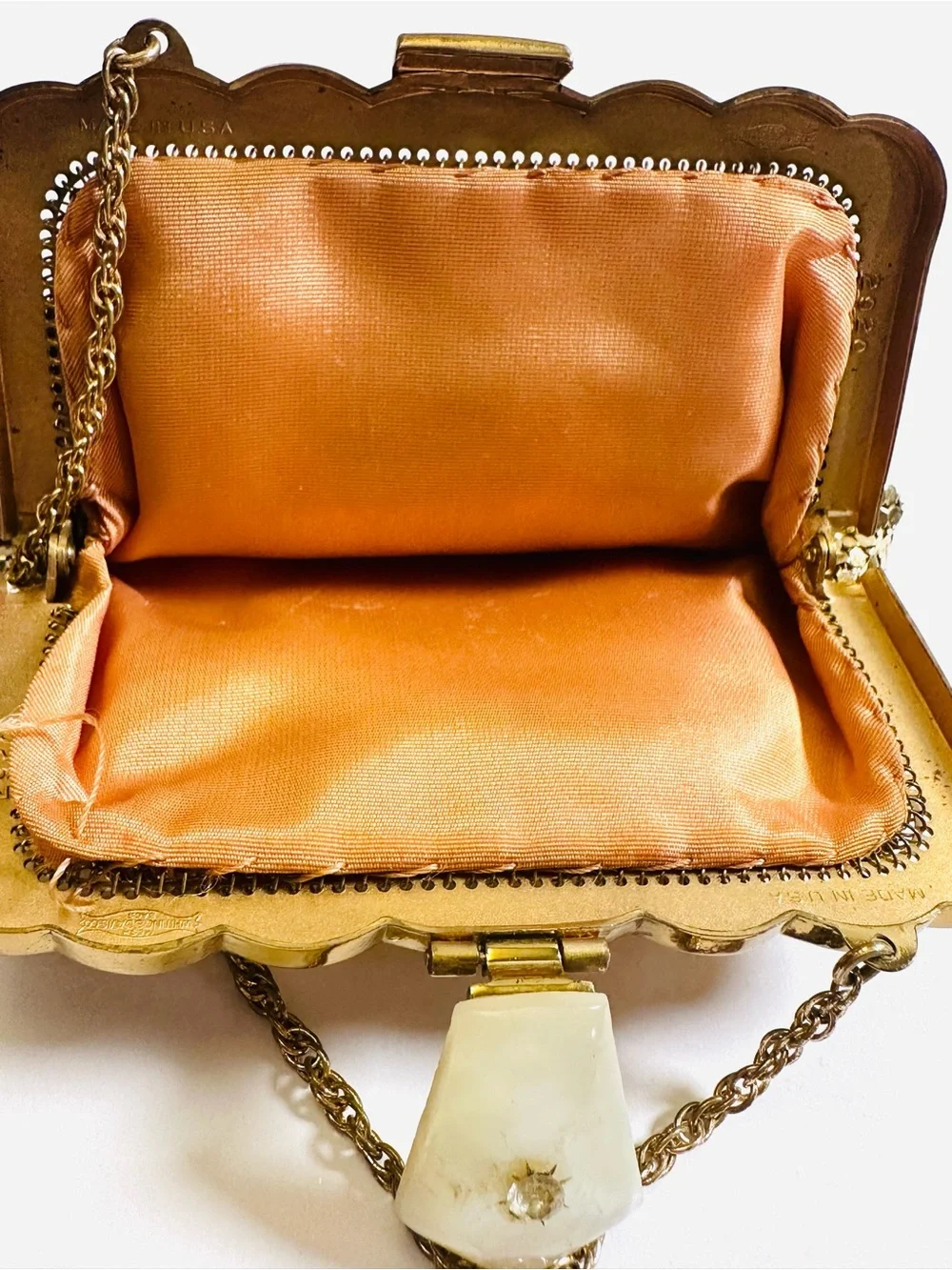 Vintage 1950s Whiting & Davis Gold Mesh Purse #2962 Pearlescent Clasp USA AS IS
